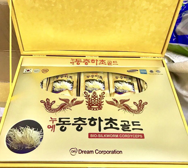 Nước đông trùng hạ thảo Hàn Quốc Dream Corporation hộp gỗ vàng
