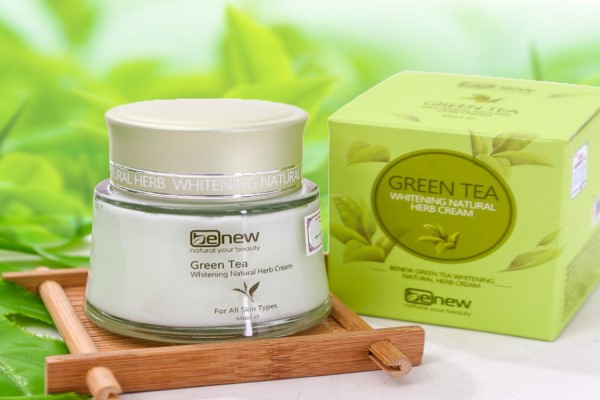 Kem dưỡng da trà xanh BENEW Green Tea 50ml