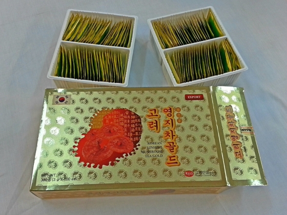 Trà Linh Chi Hàn Quốc KGS hộp 100 gói x 3gr
